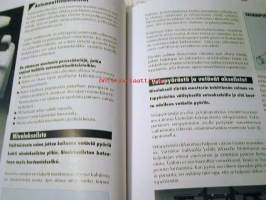 Autokoulun kuorma-autokirja