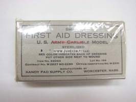 Small First Aid Dressing - US Army Carlisle model -pakkaus