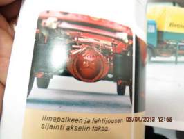 Mercedes-Benz ilmajousitus -esite