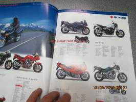 Suzuki mallisto 1999 -myyntiesite