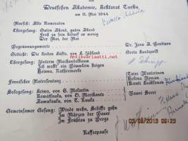 Abschlussfeier der Deutschen Akademie, Lektorat Turku am 11. Mai 1944 -päätösjuhlan ohjelma, allekirjoituksia mm. Astrid Freytag, Kerttu Elima, Estella Pekkola,