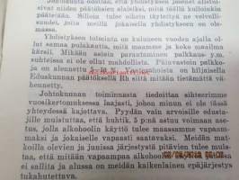 Pöytäkirjat V.R. Konduktööriyhdistyksen ry ja hautausapurenkaan vuosikokouksesta Viipurissa maaliskuun 19p:nä 1932 sekä jatketusta vuosikokouksesta