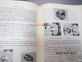 Öljylämmityslaitoksen hoitajan opas