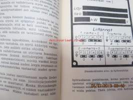 Sähköliesien, kuumanvedenvaraajien ja suurkeittiökoneiden huoltajan opas