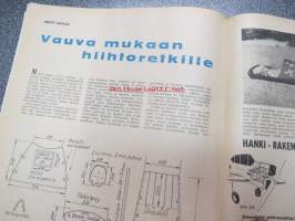 Taitaja 1961 nr 6, seinälle käännettävä pöytä, ilmojen aristokraatteja: Avro 504, Taitajan sisällysluettelo 1961. Nuoren Taitajan askartelusivut: runsaasti