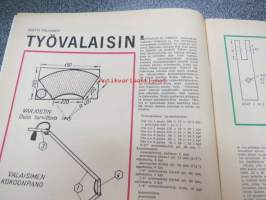 Taitaja 1965 nr 2, Taitaja testaa Record autoradat, Taitaja testaa Skil-Snap-lock, ilmojen aristokraatteja Brewster model 239. Teko-ohjeita:  köysirata, testissä