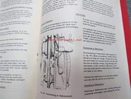 McCormick International B-414 Dieseltraktor instruktionsbok