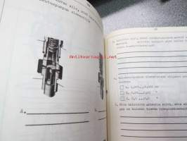 Moottorialan perusoppi tarkistustehtävät 4. Moottori I, 5. moottori II