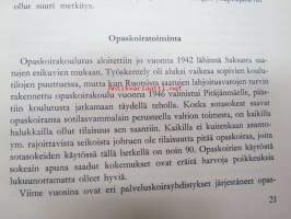 Sotasokeat 15 vuotta, sisältää mm. Paavo Rintalan ja Veikko huovisen kertomukset