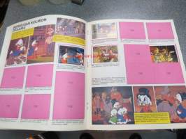 Duck Tales - Ankronikka / Walt Disney /  Panini 1987 sticker album -tarrakirja. Takakannessa reikä. n 15 tarraa liimattu.