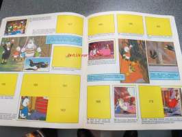 Duck Tales - Ankronikka / Walt Disney /  Panini 1987 sticker album -tarrakirja. Takakannessa reikä. n 15 tarraa liimattu.