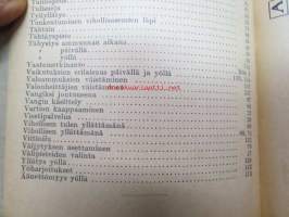 Yksittäistaistelukouluutus (yksittäistaistelukoulutus, huomaa kieliasu!) - Sotaväen Esikunnan julkaisuja