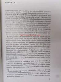 Sotahistoriallinen aikakauskirja 18 -  sis. mm. Ilmavoimien erikoishuoltolaitokset, ilmailuvarikko ja ilmailukenttävarikot talvisodassa, ADD:n hyökkäykset