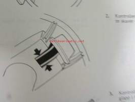 Volvo Servicehandbook - Reparation och underhåll Avd. 9 (91), Utrustning för rörelsehindrade 240