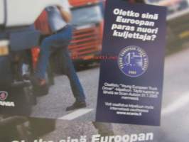 Scania Maailma 2002 nr 4, sis. mm; Scania siirtyy varaosissa eurohinnoitteluun, Uusi sähköinen seurantapalvelu, Rekkaveturi on myös monikäyttöauto, Oikea