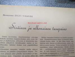 Kisakenttä 1943 nr 11 -Suomen Naisliikuntaliitto -julkaisu