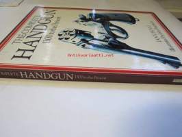 The complete handgun 1300 to the present