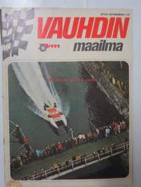 Vauhdin Maailma 1971 nr 10 -mm. Hannu Mikkolan ulosajo Jyskälässä.  Viimeiset Pyynikin ajot, Kaksi katamarania Cougar ja Flipper, Ikäheimon ihme nopein Keimola