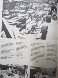 Vauhdin Maailma 1971 nr 2 -mm. Turistina Montessa Hannu Mikkola, Racing Car show, Boat show London, Monte-Carlon ralli Rauno tankilla viidenneksi, Siwa Spyder,