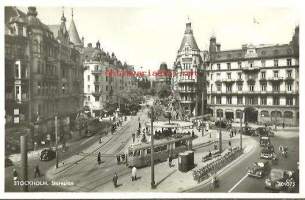 Stockholm, Stureplan  - paikkakuntakortti, raitiotievaunu kulkenut  15.5.1949