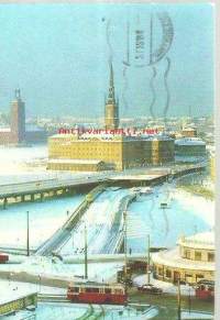 Stockholm, Utsikt från Slussen mot Stadshuset  - paikkakuntakortti, raitiotievaunu kulkenut  21.12.1963