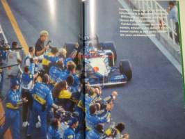 Ruutulippu Moottoriurheilun 1995