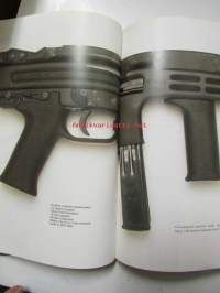 Hand guns of the world