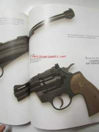 Hand guns of the world