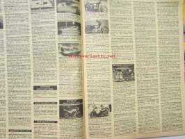 Vauhdin maailma 1990 nr 3 -mm. Mp-90 näyttely, Detroit Auto Show, Paris-Dakar, Ford Cosford 4WD, BMW K1, Vene-90 näyttely, Kuukauden profiili Petsku Jahn, Toyota