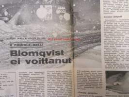 Vauhdin Maailma 1971 nr 12 -mm. Baja 1000 kilpaa skorpionien kanssa, Jackie Stewart heittää huulta, 6 kylmää tuntia Berliinissä 16 eri moottoriveluokkaa, Onko
