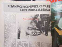 Vauhdin Maailma 1971 nr 12 -mm. Baja 1000 kilpaa skorpionien kanssa, Jackie Stewart heittää huulta, 6 kylmää tuntia Berliinissä 16 eri moottoriveluokkaa, Onko