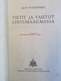 Vietit ja vaistot lintumaailmassa -108 kuvaa (mustavalkoisia)