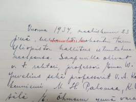 Turun yliopiston hallitus, kokouspöytäkirjan konsepti 23.3.1934, puhtaaksikirjoittamaton, mutta allekirjoitettu (Einar W. Juvelius myöh. Juva, Kaarlo Jäntere,