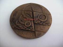 Rotarytoiminta Suomessa 50 vuotta 1977,   mitali 55 mm  (Mauno Honkanen) ,   taidemitali pro Kauniala