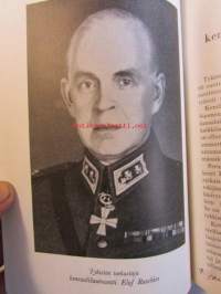 Tykkimies 1963. Suomen kenttätykistön säätiön vuosikirja N:o 6, 90 kuvaa