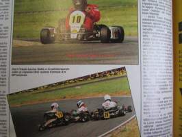Vauhdin Maailma 1992 nr 4 -mm. VM maistelee Juha Kankusen Monte Lancia Martin Holmes pääsi maiskuttamaan, Formula 1 GP:t Kyalami ja Mexico, F1 Kuskien kypärät,