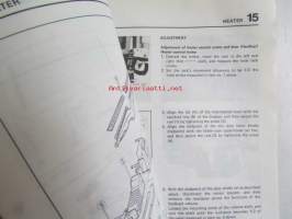 Mazda 929 Workshop Manual -korjaamokäsikirja, englanninkileinen
