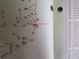 Johnson Outboard 1974 parts book 70 hp -varaosaluettelo, katso tarkemmat mallitiedot kuvasta