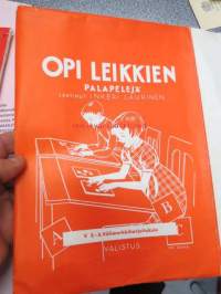 Opi leikkien palapeli V 2-5. Välimerkkiharjoituksia - laatinut Inkeri Laurinen, kuvittanut Rudolf Koivu?