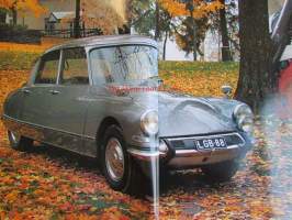 Mobilisti 2004 nr 1 -Lehti vanhojen autojen harrastajille, sisällysluettelo löytyy kuvista.