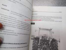 Massey Ferguson 290 traktori -käyttöohjekirja, lisäsivut nelivetomallia varten, varaosakuvasto -tractor instruction book