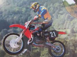 Vauhdin Maailma 1997 nr 10 -mm. Formula 1 Italia &amp; Itävalta, Rata-SM Alastaro, FK.MM, Historic Grand Race, Ralli-MM Indonesia, Ralli-SM Yyteri, Ralli-SM nuoret &amp;