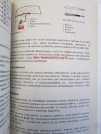 Autotekniikan oppikirja 2 Alusta