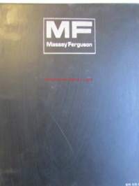 Massey-Ferguson MF 595 Parts Book -varaosaluettelo 4:llä eri kielellä.