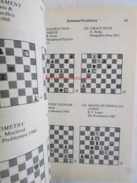 White to play and mate in two -Shakkipeli