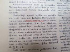 Aamu 1928 nr 5, sis. mm. seur. artikkelit; Äidin rakkaus - kirjoittanut Emil Cedercreutz, Kuningasvierailut Helsingissä - Tanska ja Norja, Keisarinna Marian eräs