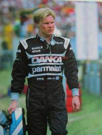 Moottorinurheilun vuosi Ruutulippu 1998