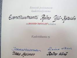 Erä korkeamman sotilaskoulutuksen harjoitustöitä ja luentoja yms.