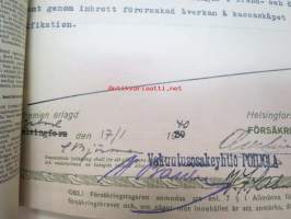 Dalsbruk Oy -vakuutusasiakirjoja liitteineen, koko kansio, aikaväli 1930-1955