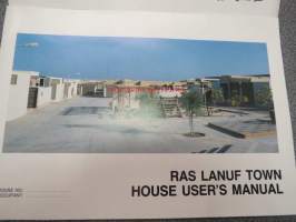 Ras Lanuf Town House user´s manual -englanninkielinen sekä arabiankielinen käyttöohje yhdessä (kaksi erilistä kirjaa) -suomalaisyrityksen (Devecon Oy)